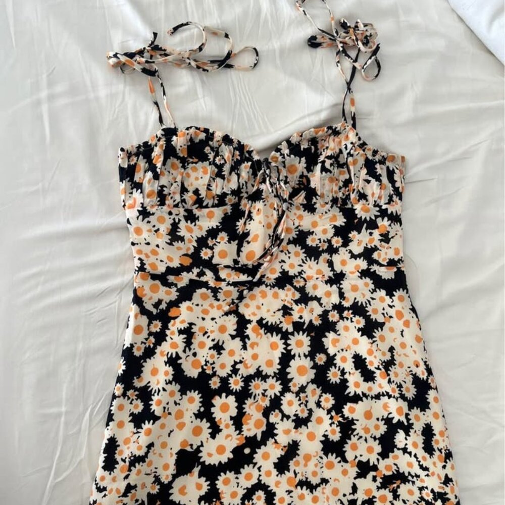 Realisation Par The Devon Dress - Picture 2 of 5
